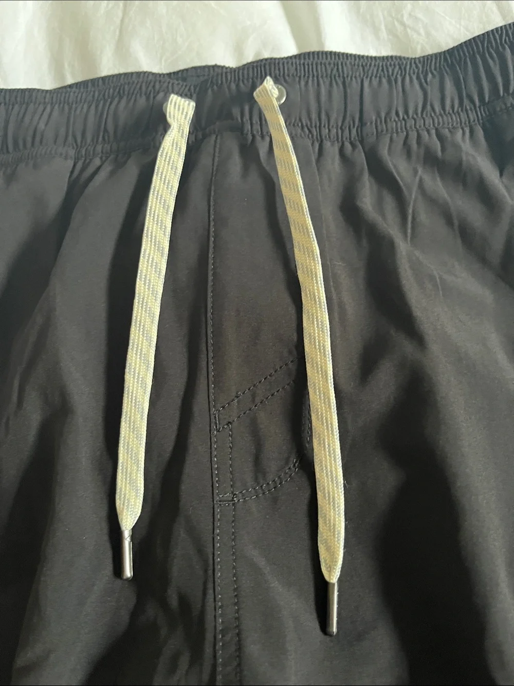 NWT Men’s Kore Jogger in black size medium